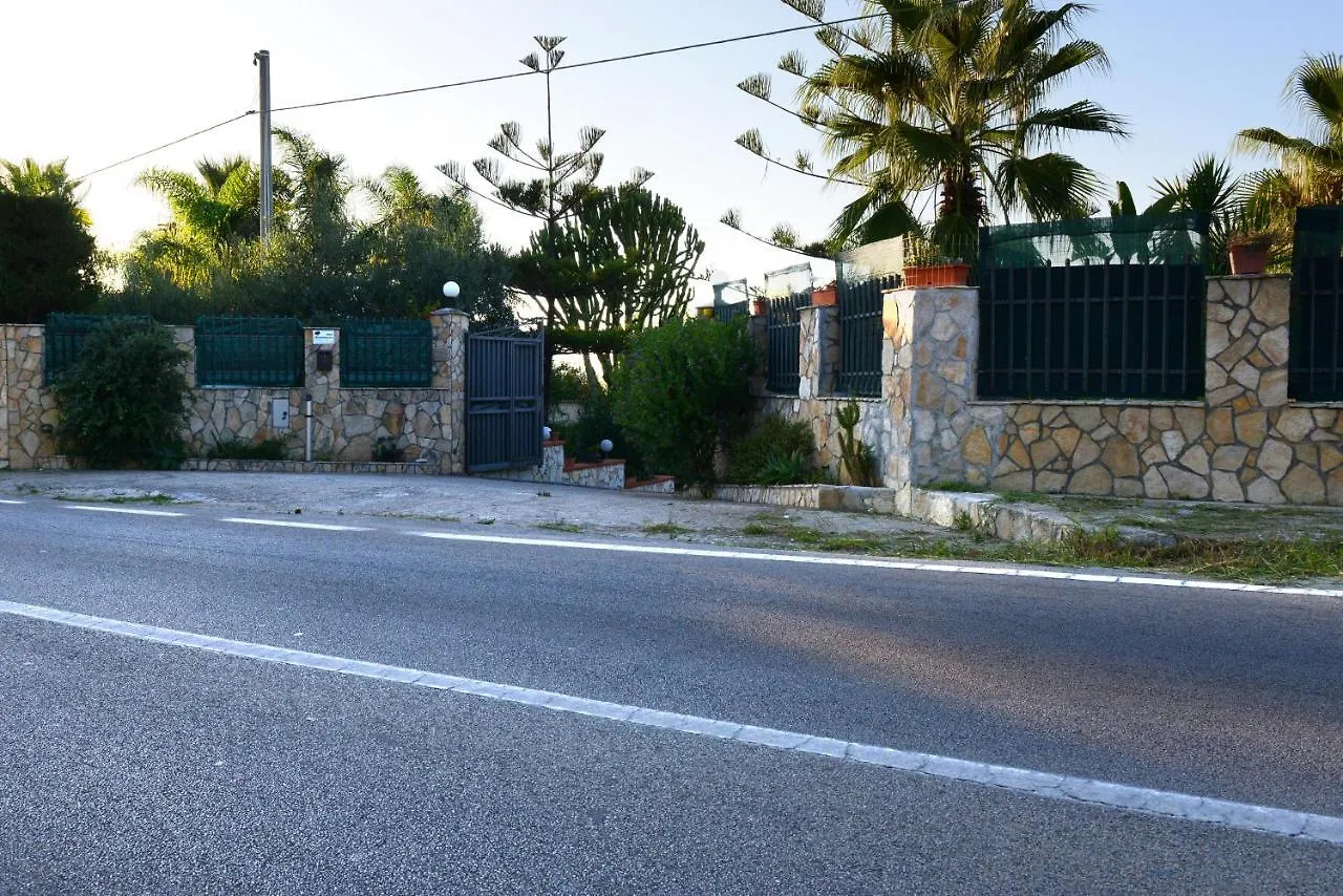 Holiday home Villino Angela Comfort E Relax Trappeto